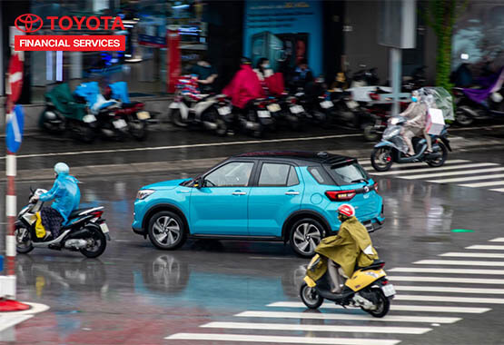 Bảo quản xe ô tô vào mùa mưa và những điều bạn cần biết